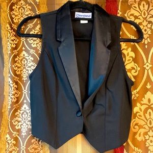 Black tuxedo vest - black size 7 Junior